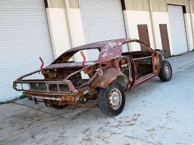mopp_0801_08_z+dodge_challenger_goodmark_project+panels.jpg