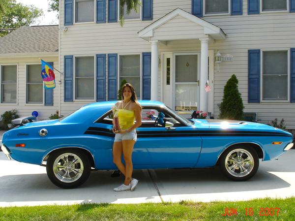 car-babes-mopar-andrea-8.jpg